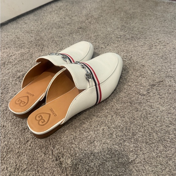 G/FORE White Leather Mule Loafers w/ Chain Detail Size 9 - Picture 5 of 14